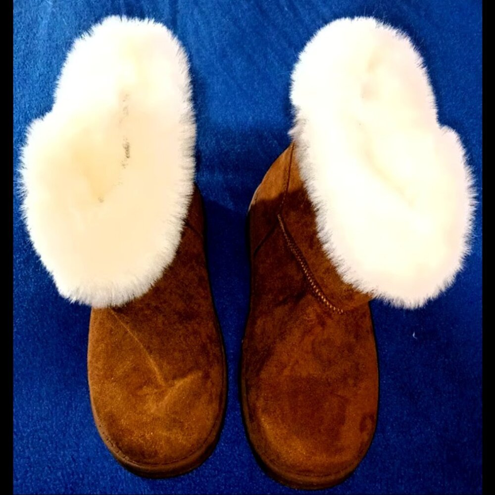 Kids "fur" lined boots